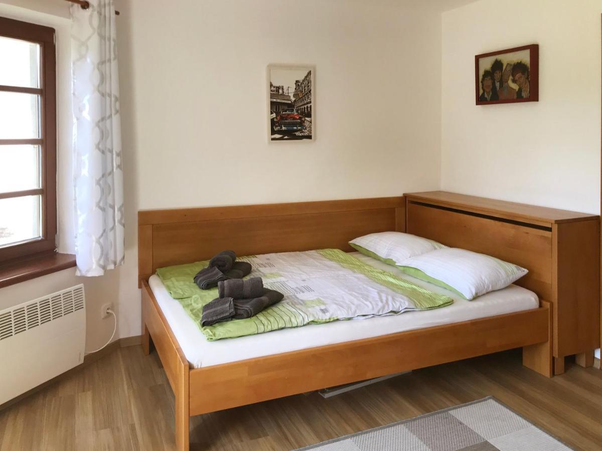 Apartman Hosin Apartment Hluboká nad Vltavou Екстериор снимка